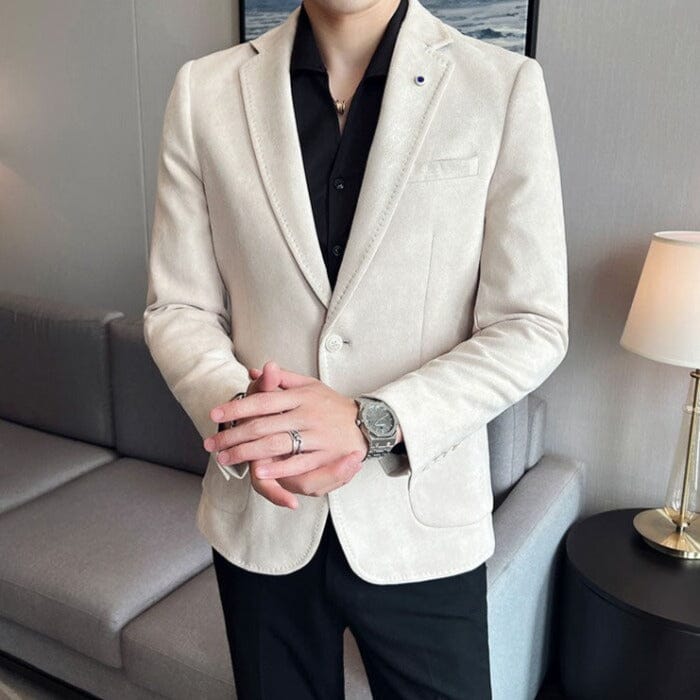 Blazer Masculino Romenzi Gentleman RZ920 em detalhe, blazer sofisticado em materiais de alta qualidade que oferece caimento impecável e estilo elegante.