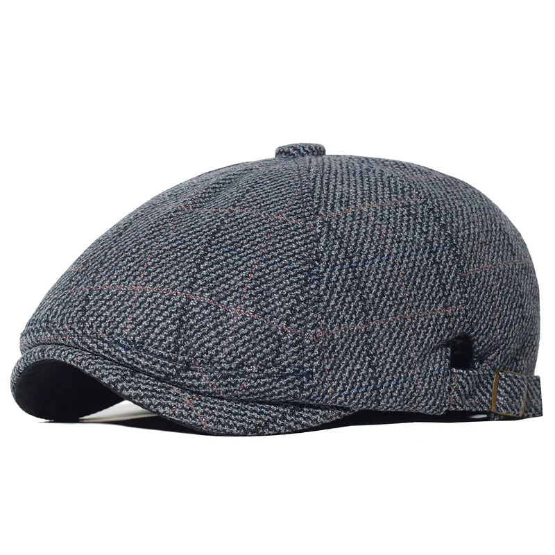 Boina Masculina Beret Vintage Romenzi RZ276 com design clássico, confeccionada em poliéster premium, ajuste confortável e cores preta, cáqui, marrom, azul marinho e grafite.