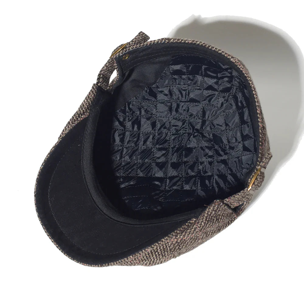 Boina Masculina Beret Vintage Romenzi RZ276 com design clássico, confeccionada em poliéster premium, ajuste confortável e cores preta, cáqui, marrom, azul marinho e grafite.
