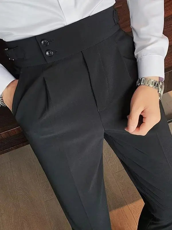 Calça de Alfaiataria Masculina Romenzi RZ256 com design clássico e tecido premium. Conforto e estilo refinado para eventos e ambientes profissionais.