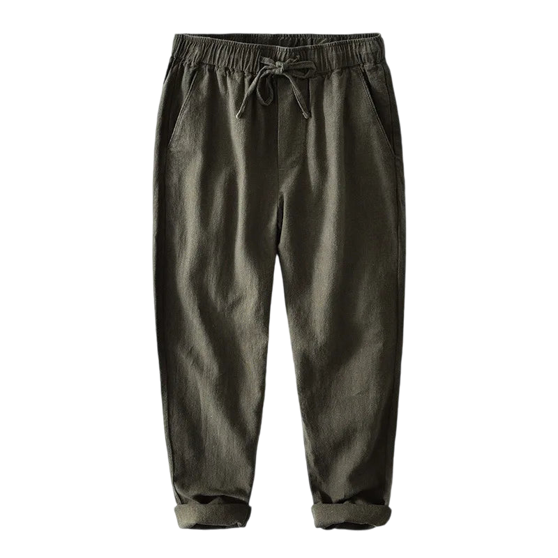 Calça de Linho Masculina Romenzi RZ560 em detalhe, calça elegante em linho leve e respirável que oferece frescor, conforto e estilo atemporal.