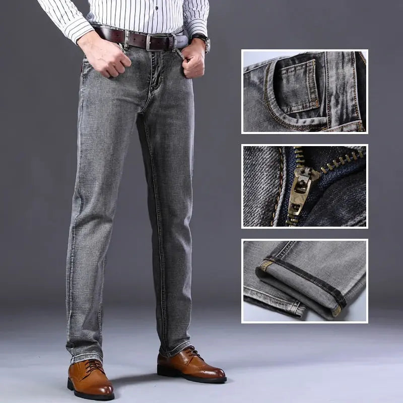 Calça Jeans Masculina Romenzi Spectre RZ260 com costuras reforçadas, tecido respirável e design refinado. Sofisticação e qualidade premium.