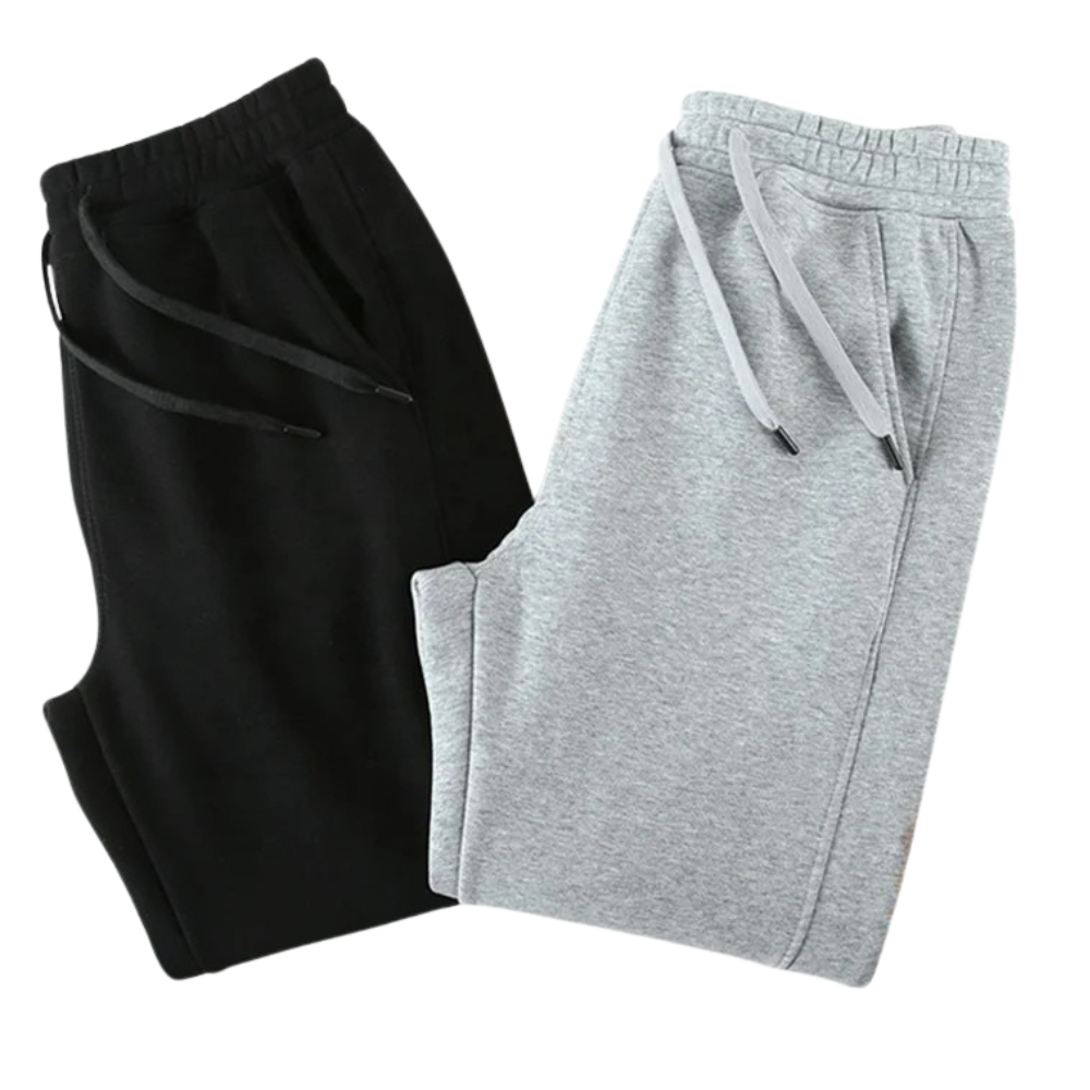 Calça moletom masculina feita em algodão premium, com bolsos, ajuste solto e cintura elástica. Ideal para praticidade e conforto no dia a dia.