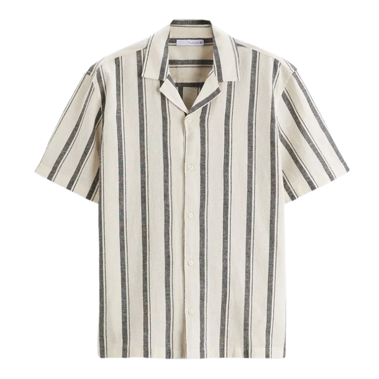 Camisa de Linho Masculina Romenzi Listrada RZ800 em detalhe, modelo leve em linho premium com listras modernas que oferece estilo casual e conforto.
