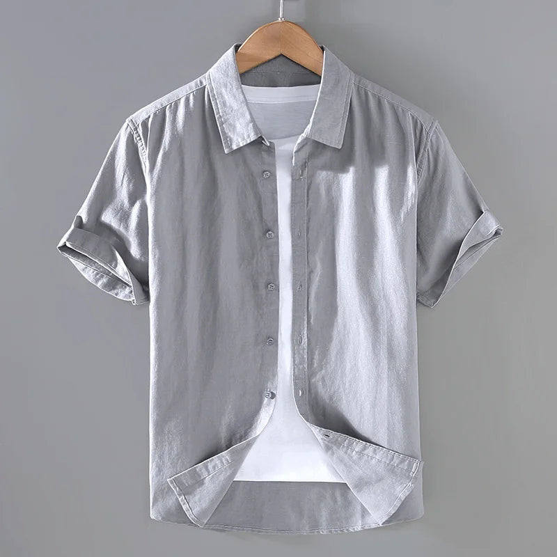Camisa de Linho Masculina Romenzi RZ796 feita em linho nobre, leve e respirável, com caimento impecável e design clássico para eventos refinados.