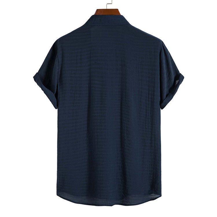Camisa de Linho Masculina Romenzi RZ798 em detalhe, peça leve e sofisticada em linho premium que garante respirabilidade, conforto e elegância atemporal.