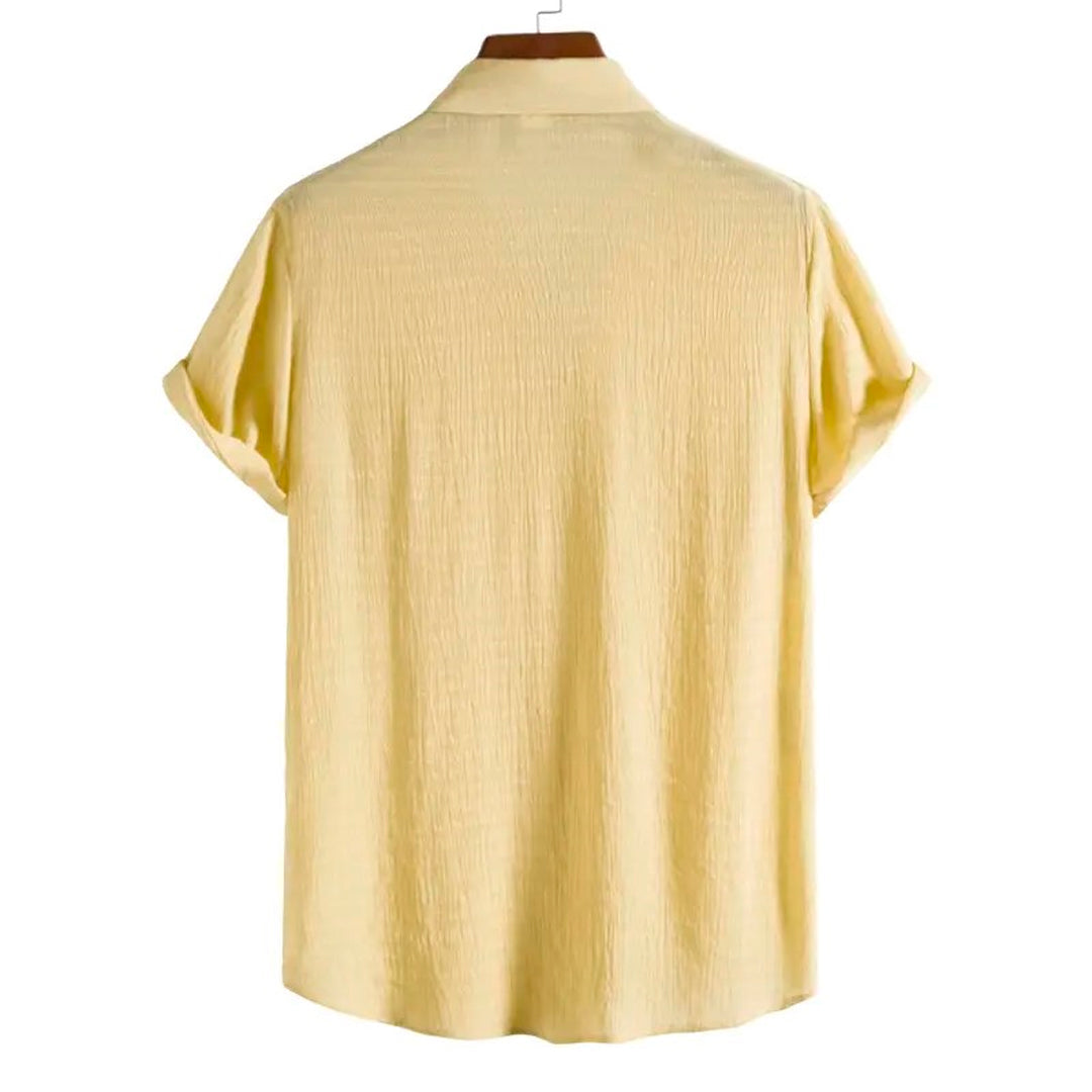 Camisa Manga Curta Básica Romenzi Modern RZ571 feita em tecido de alta qualidade, com design clean e caimento impecável que une conforto e sofisticação.