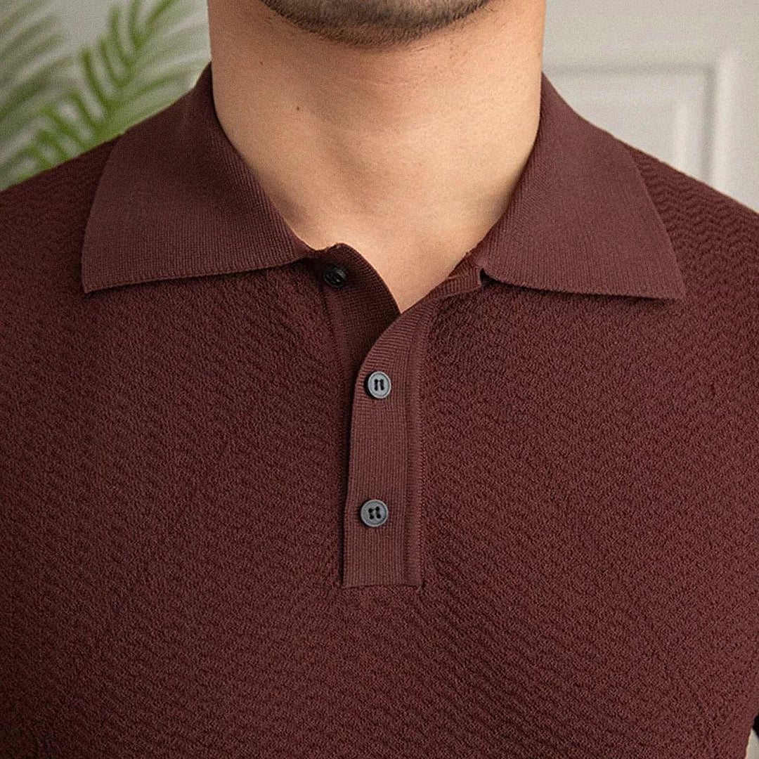 Camisa Polo Masculina Romenzi Barcelona RZ608 em destaque, peça sofisticada com caimento perfeito que oferece conforto, durabilidade e estilo elegante.