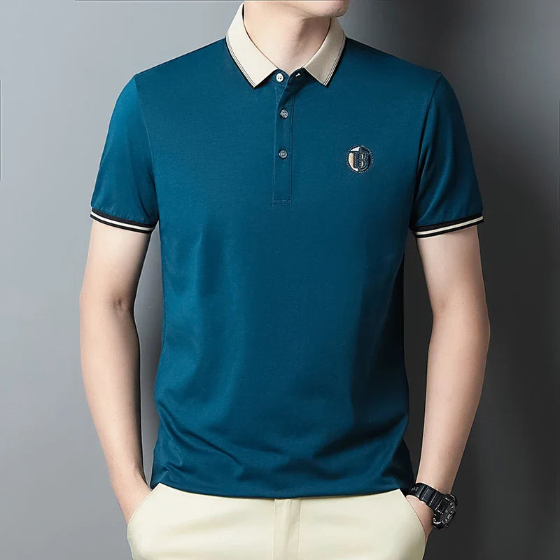 Camisa Polo Masculina Romenzi Paris RZ082, feita em algodão e poliéster, com design clássico e sofisticado para diversas ocasiões.