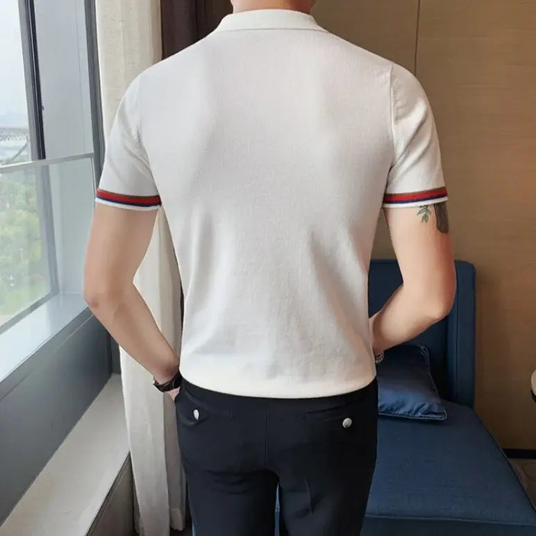 Camisa Polo Masculina Romenzi Puzzle RZ076 com tecido premium, costuras reforçadas e design moderno para conforto e estilo em todas as ocasiões.