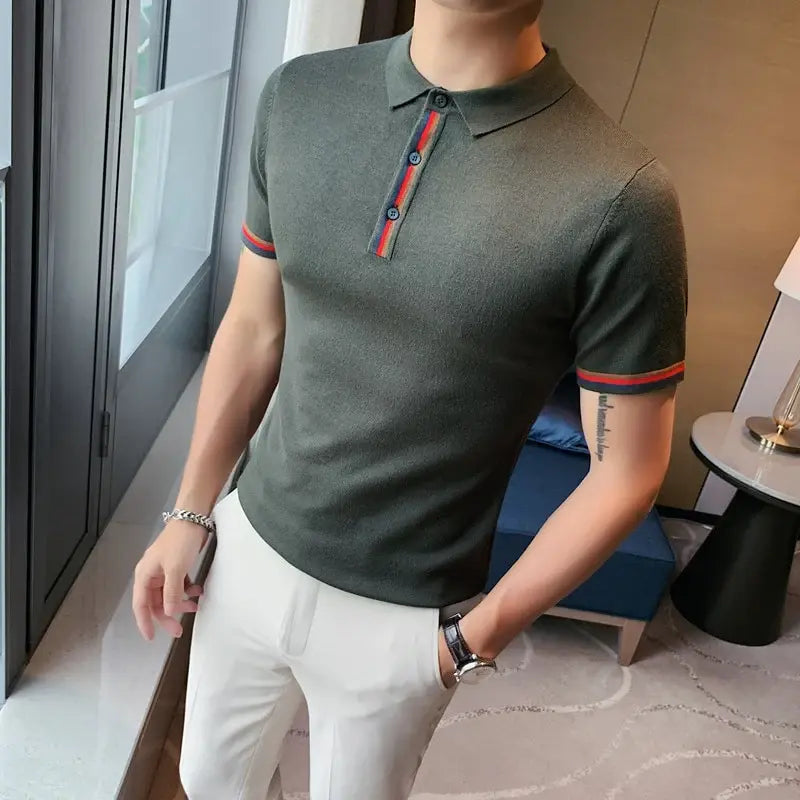 Camisa Polo Masculina Romenzi Puzzle RZ076 com tecido premium, costuras reforçadas e design moderno para conforto e estilo em todas as ocasiões.