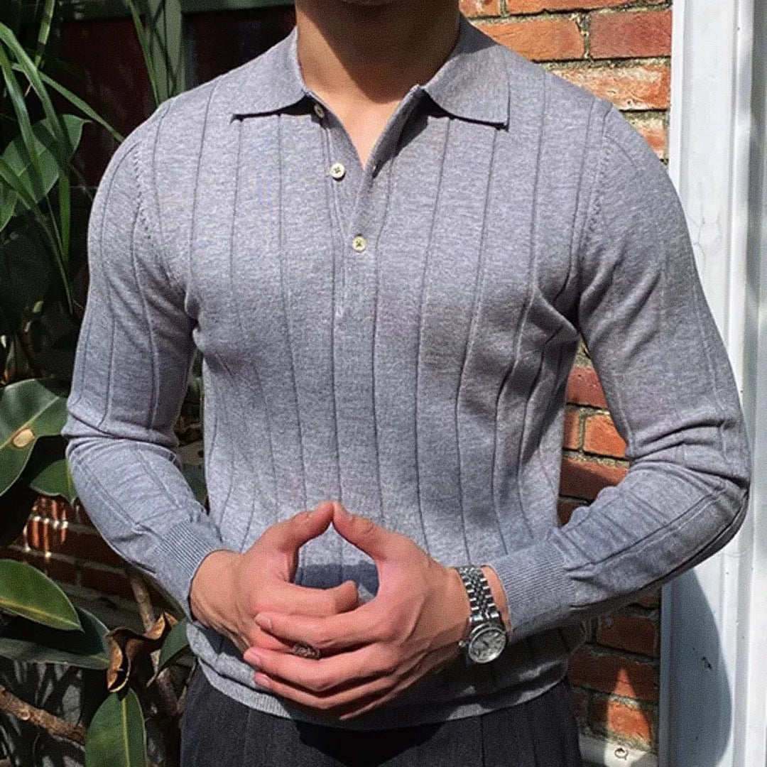 Camisa Polo Masculina Romenzi Reus RZ603 em detalhe, polo de manga longa em materiais premium que oferece conforto, durabilidade e estilo refinado.