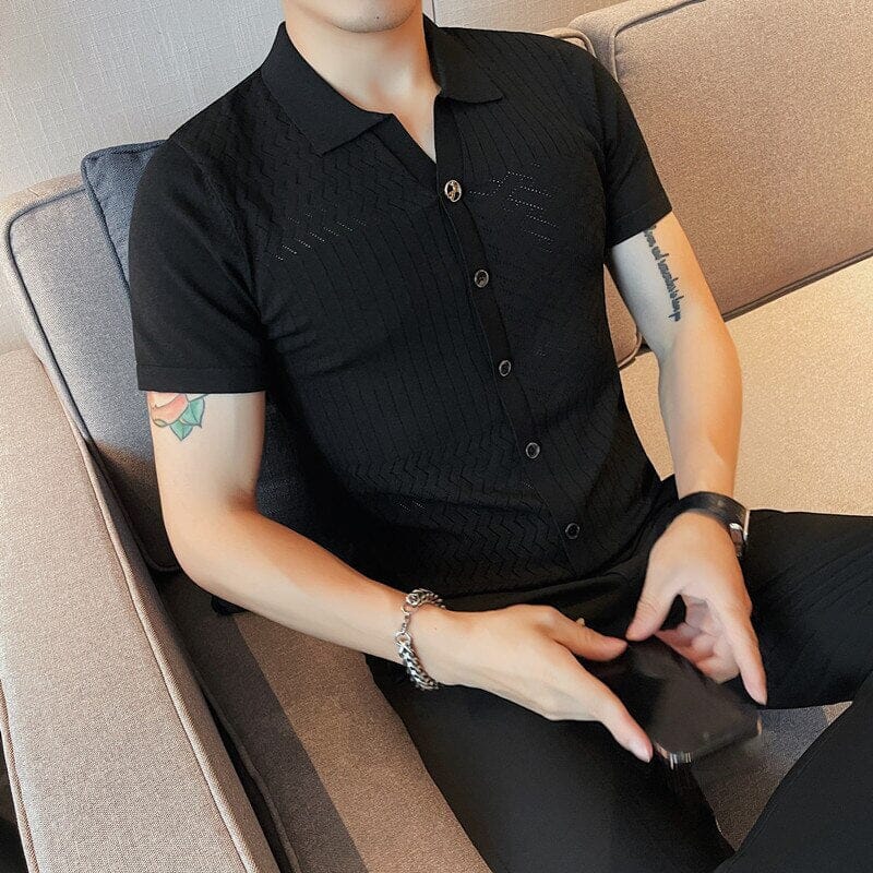 Camisa Polo Masculina Romenzi Vintage RZ633 em destaque, peça em algodão e poliéster que combina estilo clássico, conforto e elegância contemporânea.