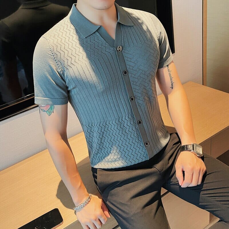 Camisa Polo Masculina Romenzi Vintage RZ633 em destaque, peça em algodão e poliéster que combina estilo clássico, conforto e elegância contemporânea.