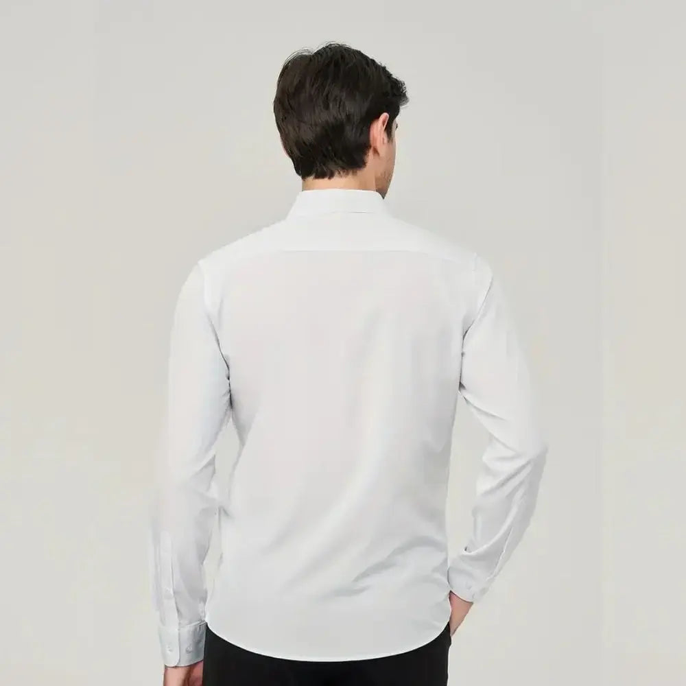 Camisa Social Masculina Romenzi RZ011 com design elegante e confortável, perfeita para o trabalho e eventos formais.