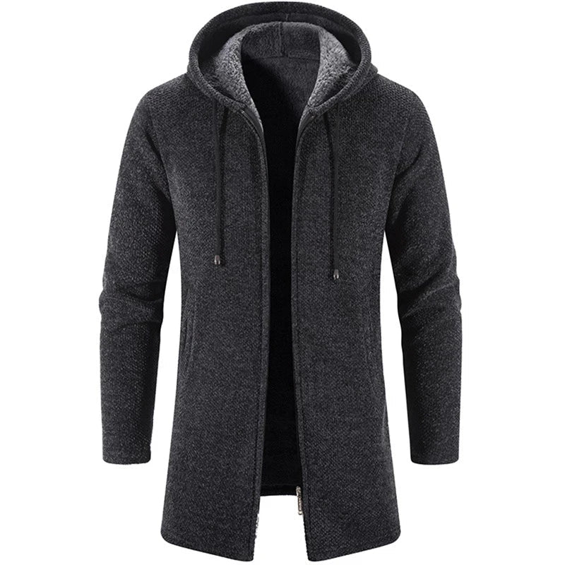 Casaco Masculino Longo com Capuz Romenzi RZ325, tecido premium, design exclusivo, antialérgico, confortável e resistente, ideal para looks formais e casuais.
