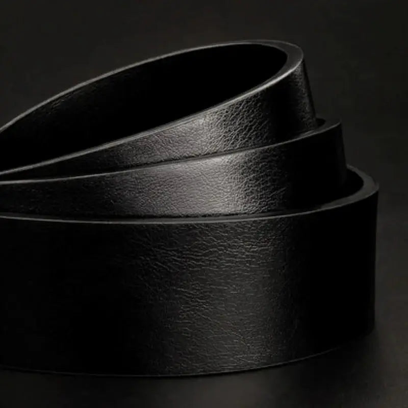 Cinto Masculino de Couro Royal Romenzi RZ341 nas cores preto e marrom com acabamento premium e design elegante para uso casual ou formal.