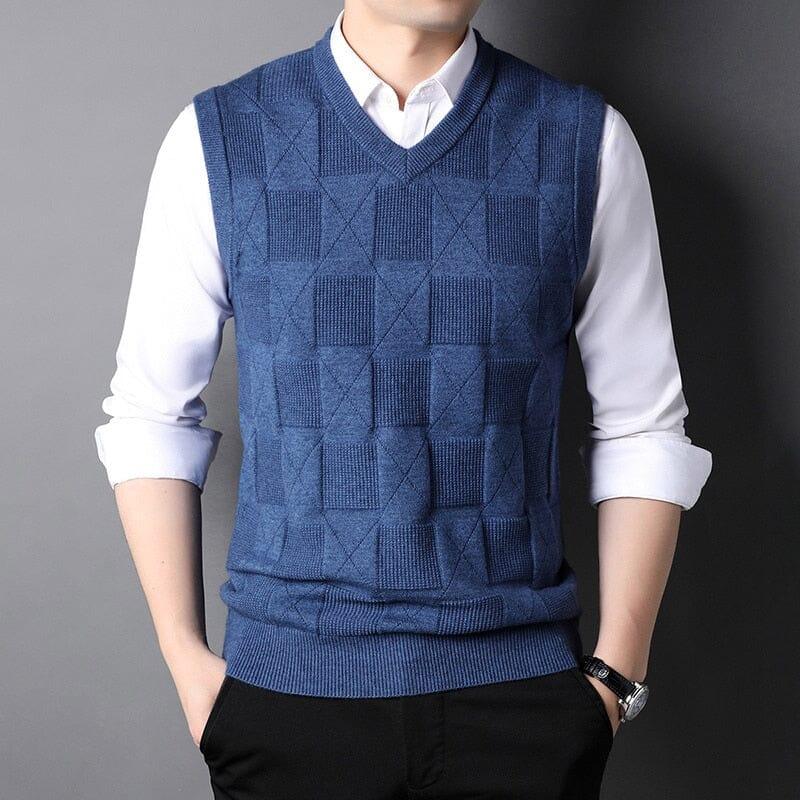 Colete Masculino Tricot Xadrez Romenzi RZ668 em detalhe, peça sofisticada em tricot premium com padronagem clássica, ideal para looks casuais e formais.