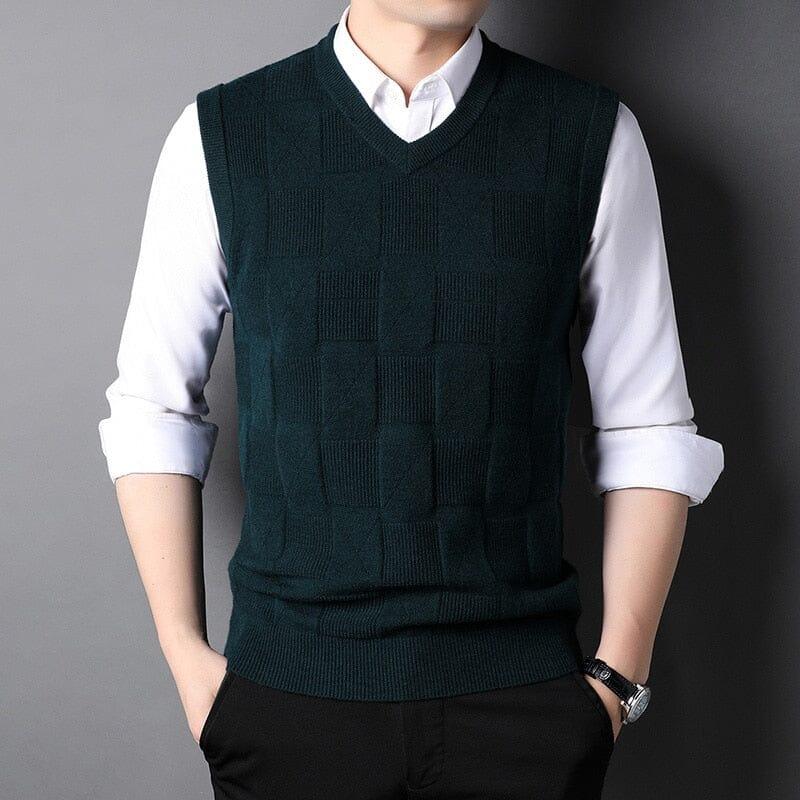 Colete Masculino Tricot Xadrez Romenzi RZ668 em detalhe, peça sofisticada em tricot premium com padronagem clássica, ideal para looks casuais e formais.