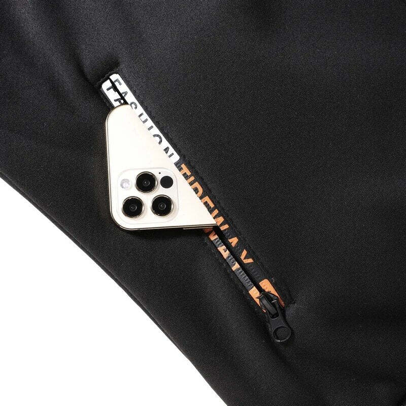 Imagem do Conjunto Moletom de Lã Masculino Romenzi RZ100 em lã premium, design exclusivo, costuras reforçadas e textura aconchegante.