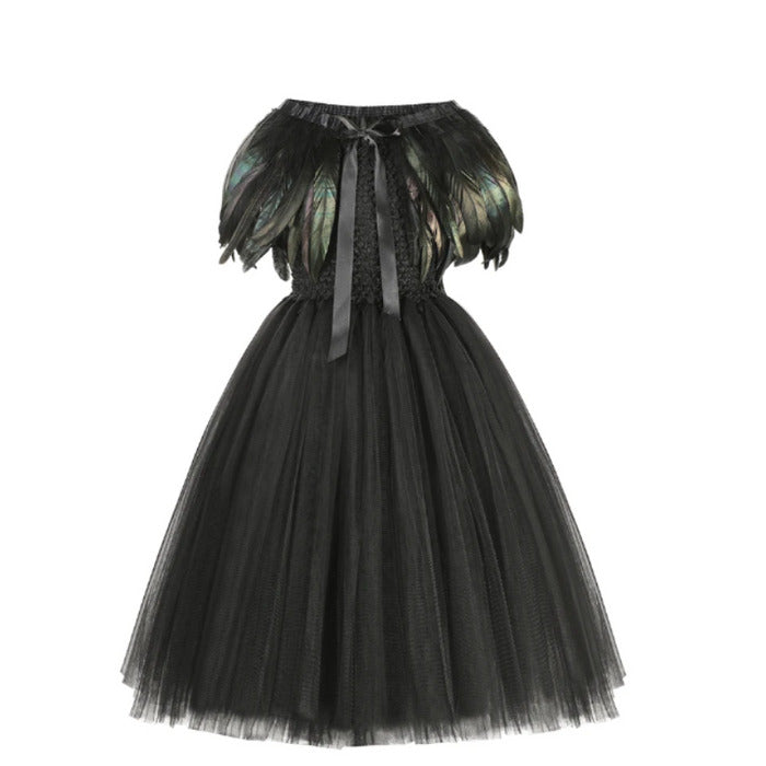 Fantasia Infantil Bruxa Obscura com vestido, asas e tiara, feita em algodão e nylon, ideal para festas infantis e brincadeiras cheias de imaginação.