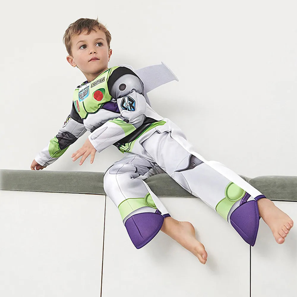 Fantasia Infantil Patrulheiro Espacial confeccionada em poliéster, ideal para festas infantis e brincadeiras intergalácticas cheias de imaginação.