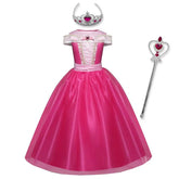 Fantasia Infantil Vestido Princesa de Baile Rosa com vestido, coroa e varinha, feita em viscose e poliéster para festas, brincadeiras e momentos mágicos.