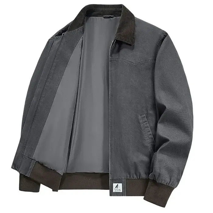 Jaqueta Bomber Vintage Masculina Romenzi RZ319 com estilo retrô, interior forrado e tecido resistente. Elegância e conforto para uso diário e especial.