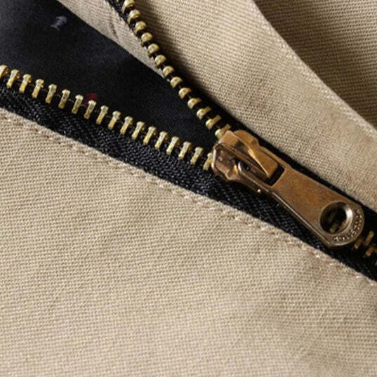 Jaqueta Casual Masculina Romenzi RZ154, confeccionada com materiais premium, costuras reforçadas e design sofisticado para versatilidade e conforto.