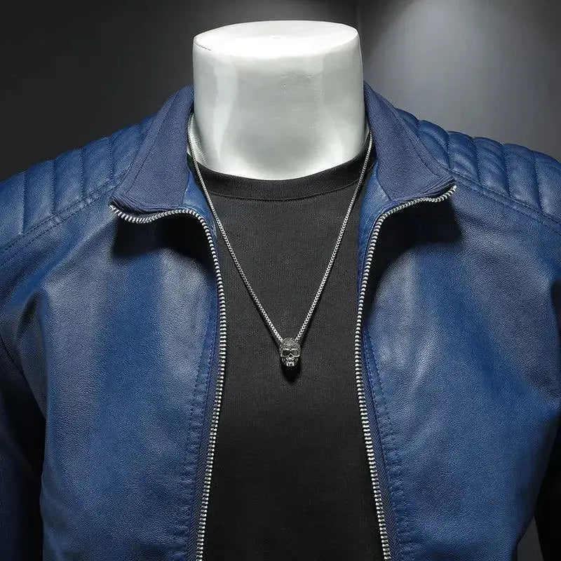 Jaqueta de Motociclista Masculina Romenzi RZ126 feita em poliéster resistente, com forro acolchoado, reforços de segurança e design moderno e estiloso.