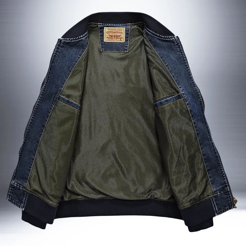 Jaqueta Masculina Jeans Authentic Romenzi RZ213 em jeans francês, com design moderno, acolchoado em poliéster e ajuste perfeito para o homem moderno.
