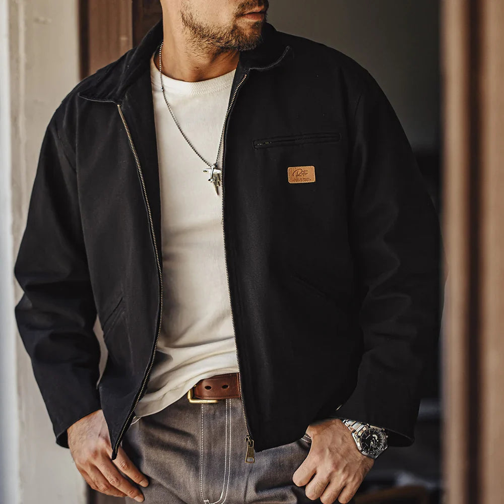 Jaqueta Vintage Masculina Romenzi RZ324 com estilo clássico, acabamento refinado e tecido durável. Elegância e versatilidade para ocasiões casuais ou sociais.