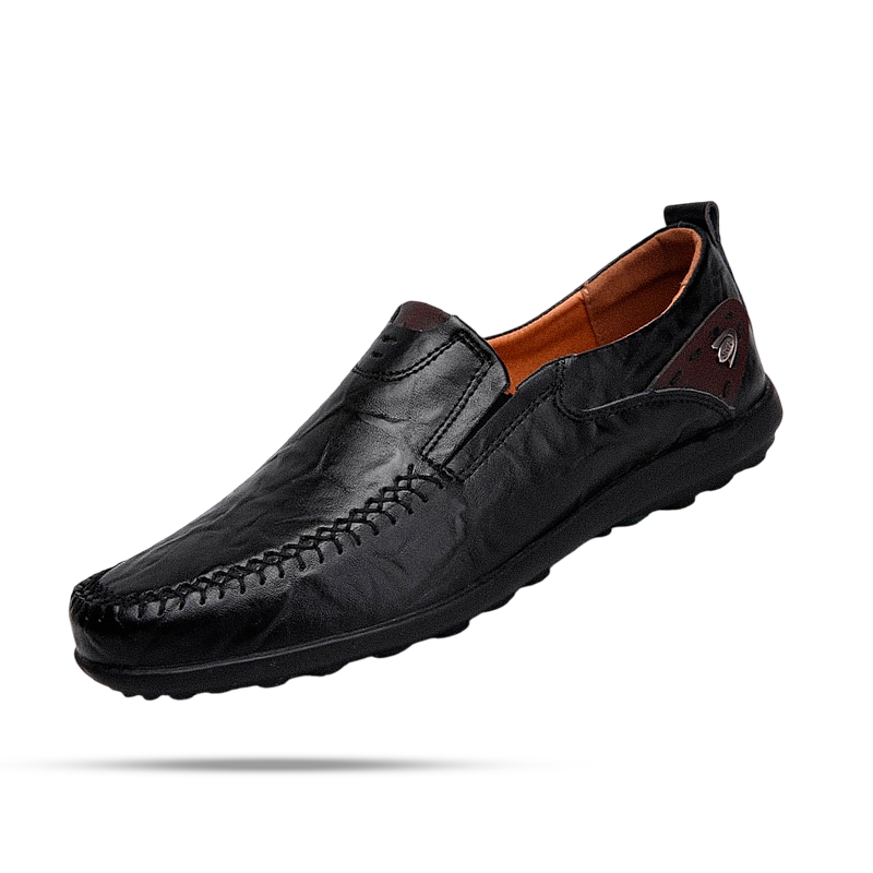 Mocassim Masculino Cannes Romenzi RZ731 em detalhe, calçado premium com design sofisticado, resistente e elegante para looks casuais ou sociais.