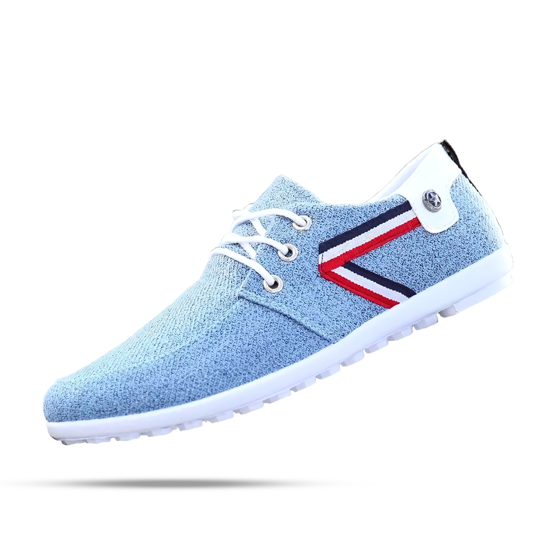 Mocassim Masculino France Romenzi RZ735 em detalhe, calçado elegante e resistente, feito em material premium para looks casuais ou sociais sofisticados.