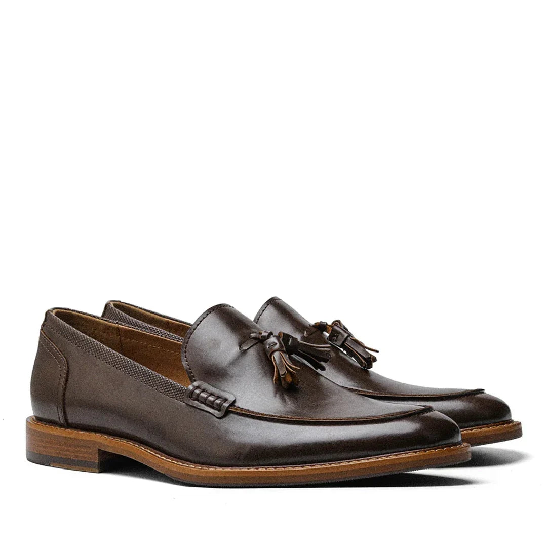 Mocassim Masculino Palermo Romenzi RZ742 em detalhe, calçado premium sofisticado, resistente e elegante, ideal para ocasiões casuais ou formais.