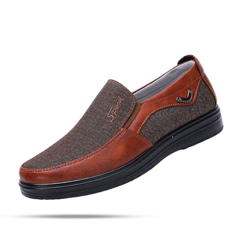 Mocassim Masculino Royal Romenzi RZ727 em detalhe, calçado premium sofisticado, resistente e versátil para looks casuais ou sociais com estilo.