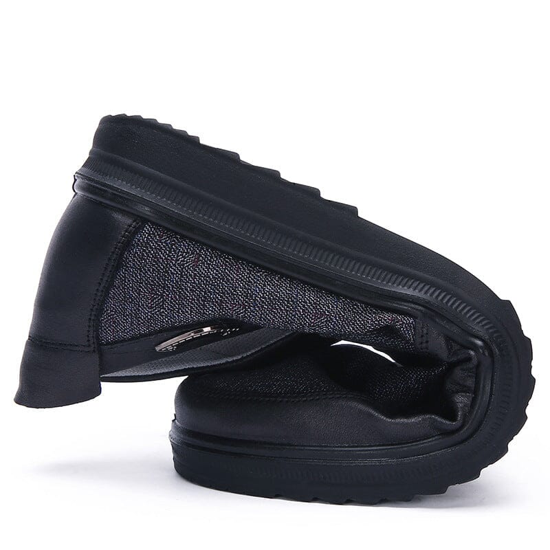 Mocassim Masculino Royal Romenzi RZ727 em detalhe, calçado premium sofisticado, resistente e versátil para looks casuais ou sociais com estilo.