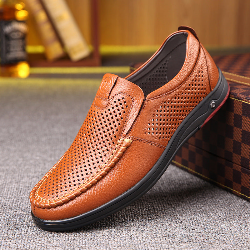 Mocassim Masculino Spectre Romenzi RZ746 em detalhe, calçado sofisticado e resistente, com design clássico e moderno que valoriza produções casuais e sociais.