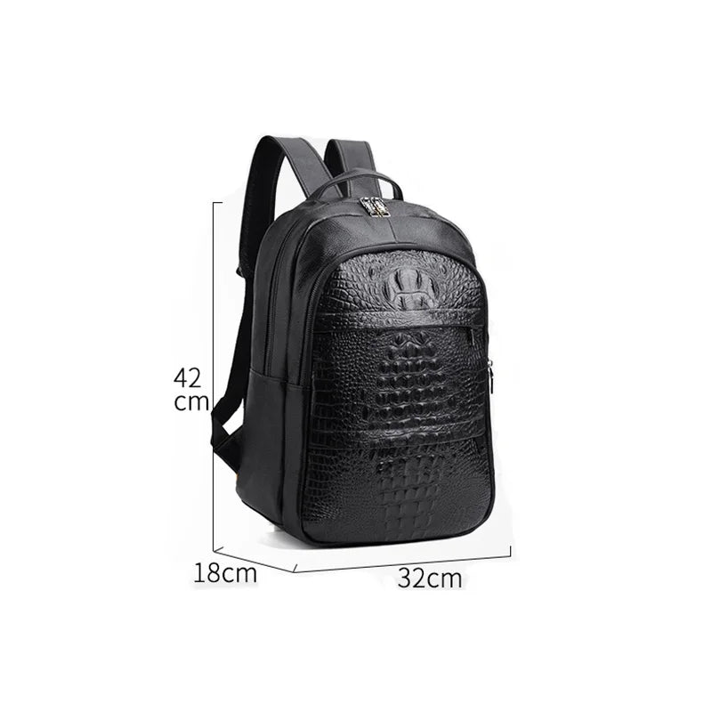 Mochila Executiva em Couro Romenzi Seoul RZ074 com design clássico, couro refinado e compartimentos ideais para notebooks e itens pessoais.