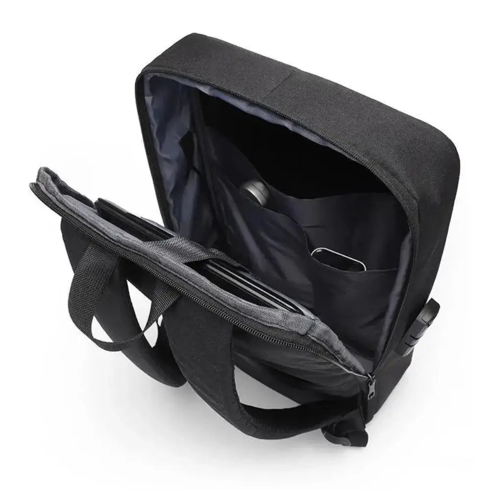 Mochila Executiva Romenzi RZ070 com tecido impermeável, trava TSA, porta USB e compartimento para notebook 15''. Elegante e funcional para o dia a dia.
