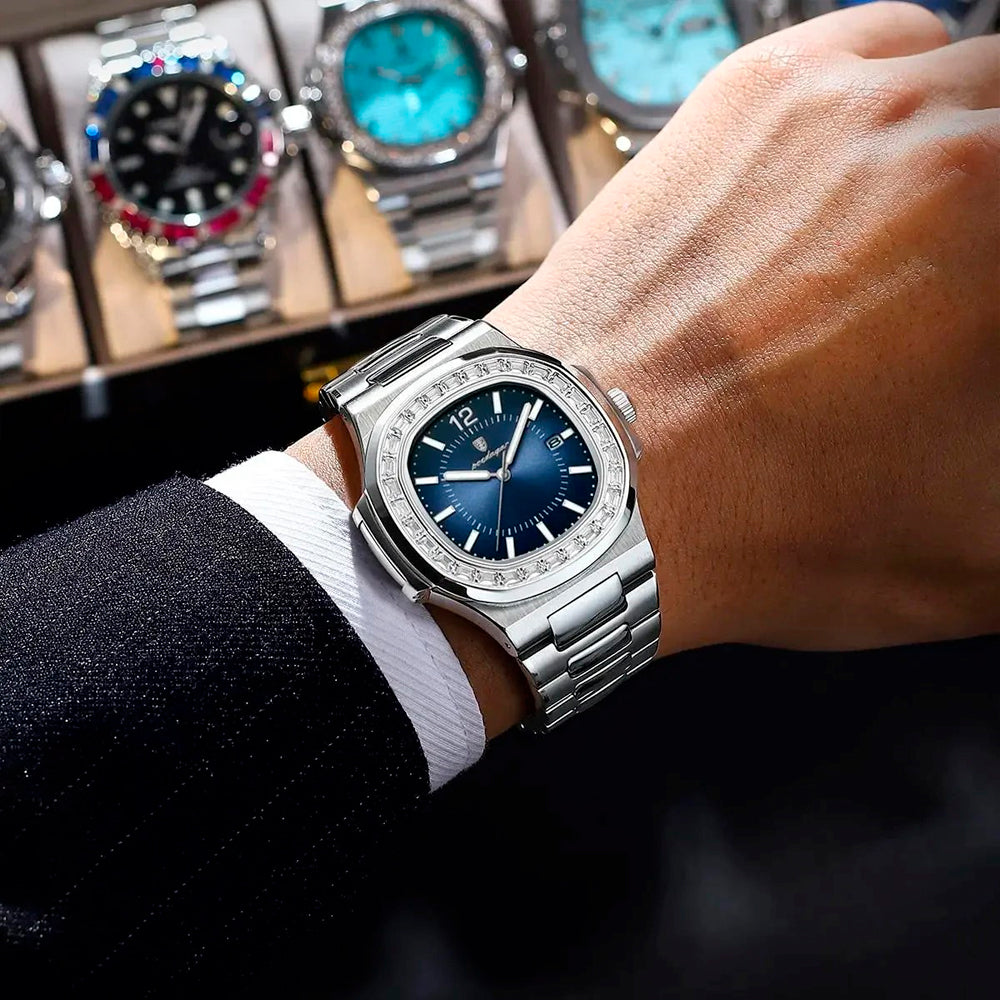 Relógio Masculino Cravejado Romenzi Spectre RZ699 com design impressionante, detalhes cravejados e estilo sofisticado que une luxo, elegância e impacto.