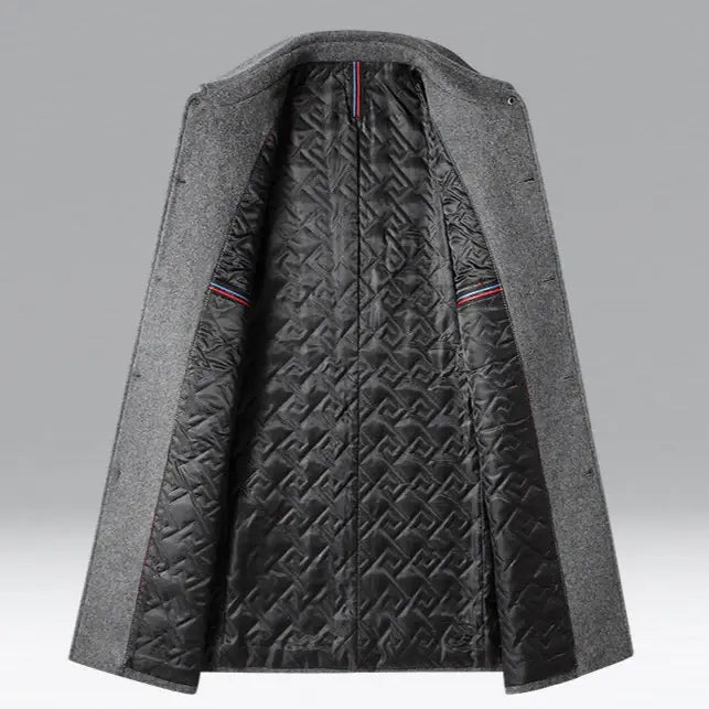 Sobretudo Masculino de Lã Grife Romenzi RZ093, com gola polo, corte perfeito e tecido premium, ideal para homens elegantes em diversas ocasiões.