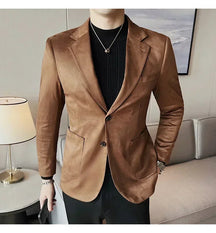 Blazer Masculino Atlas Romenzi RZ927 em detalhe, blazer clássico em materiais de alta qualidade que oferece conforto, durabilidade e estilo sofisticado.