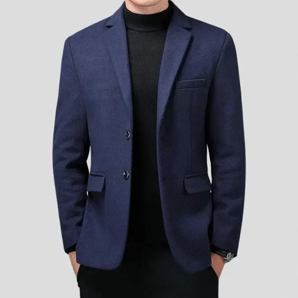 Blazer Masculino Slim Herrera Romenzi RZ061, com design slim fit, moderno e confortável. Disponível em materiais de alta qualidade.