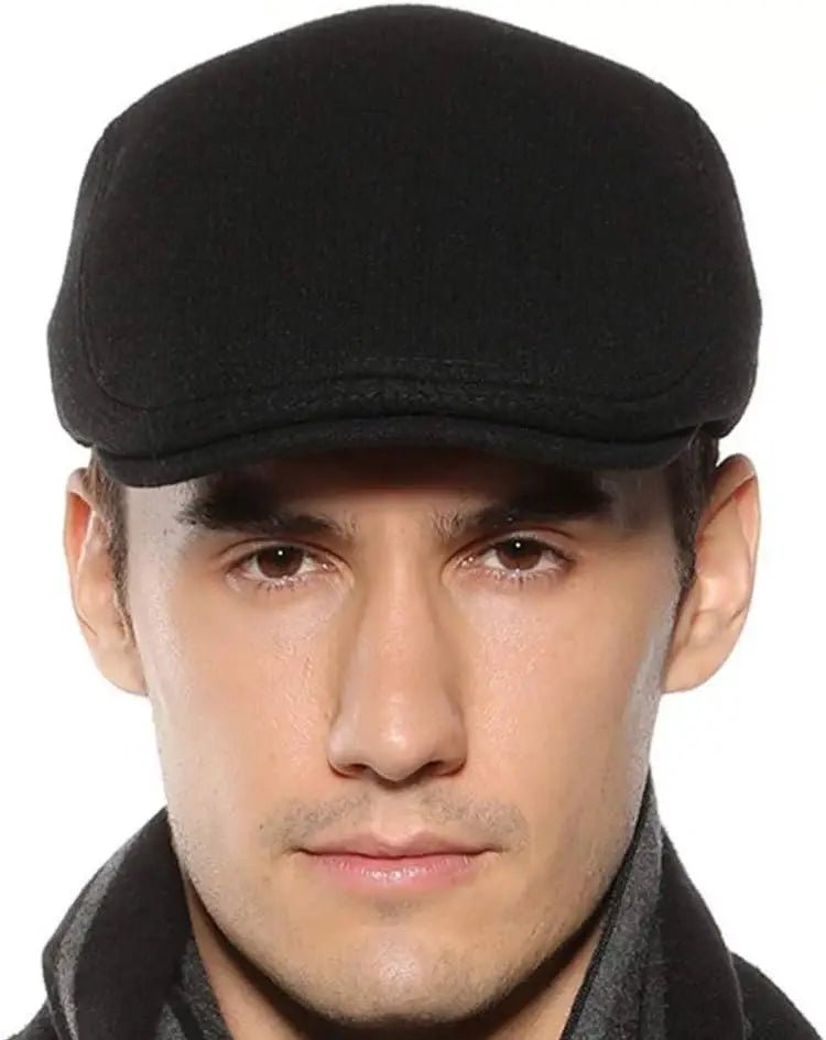 Boina Masculina Ajustável France Romenzi RZ267 com design clássico francês, confeccionada em materiais premium e ajuste interno ergonômico para máximo conforto.