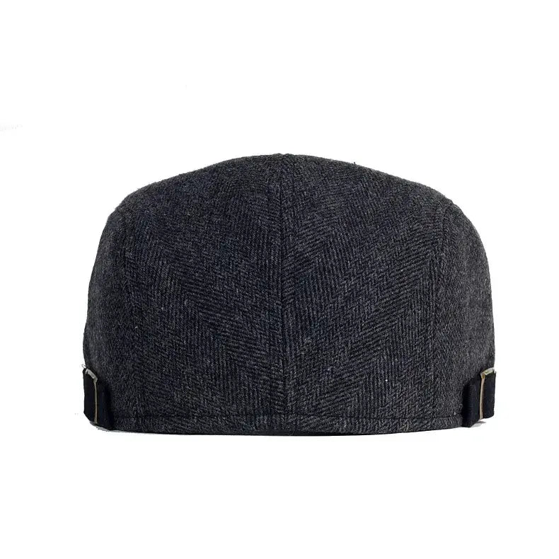 Boina Masculina Spain Fashion Romenzi RZ275 com design ergonômico, materiais premium, ajuste perfeito e cores clássicas para estilo e conforto.