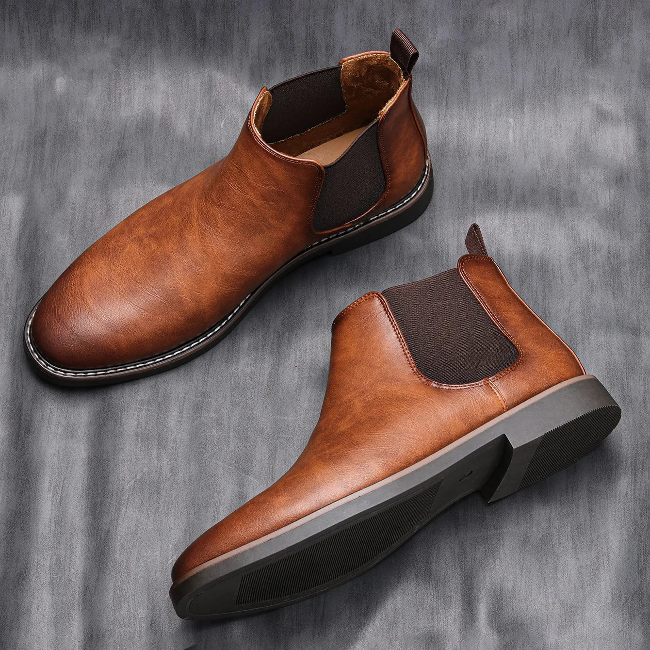Bota Chelsea Masculina de Couro Romenzi Jackson RZ552 em destaque, modelo clássico em couro de alta qualidade que une elegância, durabilidade e conforto.