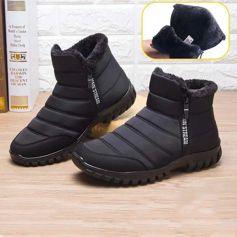Bota Masculina de Inverno Romenzi RZ291 confeccionada com materiais premium, interior acolchoado e fechamento prático por zíper. Design moderno e funcional.