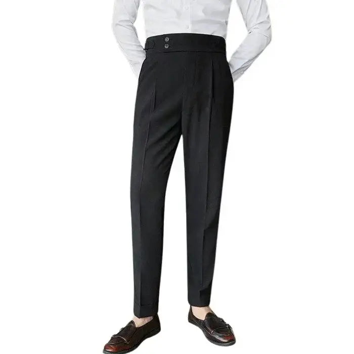 Calça de Alfaiataria Masculina Romenzi RZ256 com design clássico e tecido premium. Conforto e estilo refinado para eventos e ambientes profissionais.