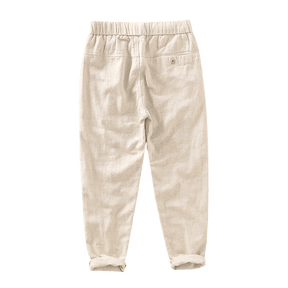 Calça de Linho Masculina Romenzi RZ558 em detalhe, peça elegante em linho premium, leve e sofisticada, perfeita para looks casuais ou formais.